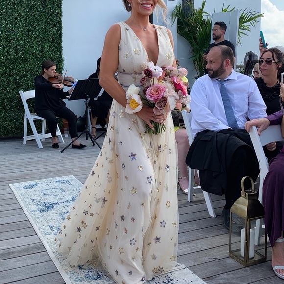 Dresses & Skirts - CREAM BRIDESMAIDS DRESS